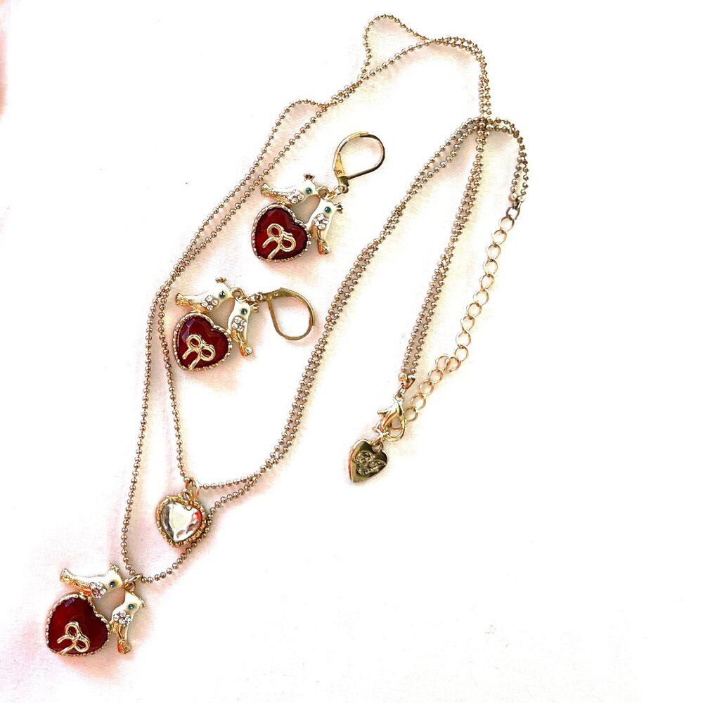 Betsey Johnson Ribbon Heart with Kissing Doves Necklace and Earring Set